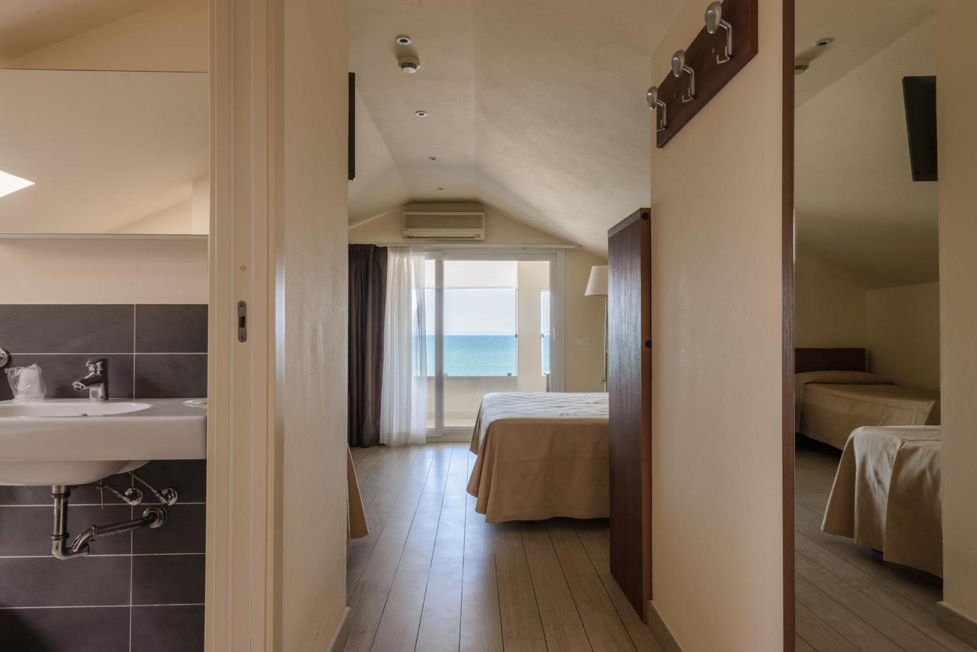 Hotel Aurea Bellaria-Igea Marina Zewnętrze zdjęcie